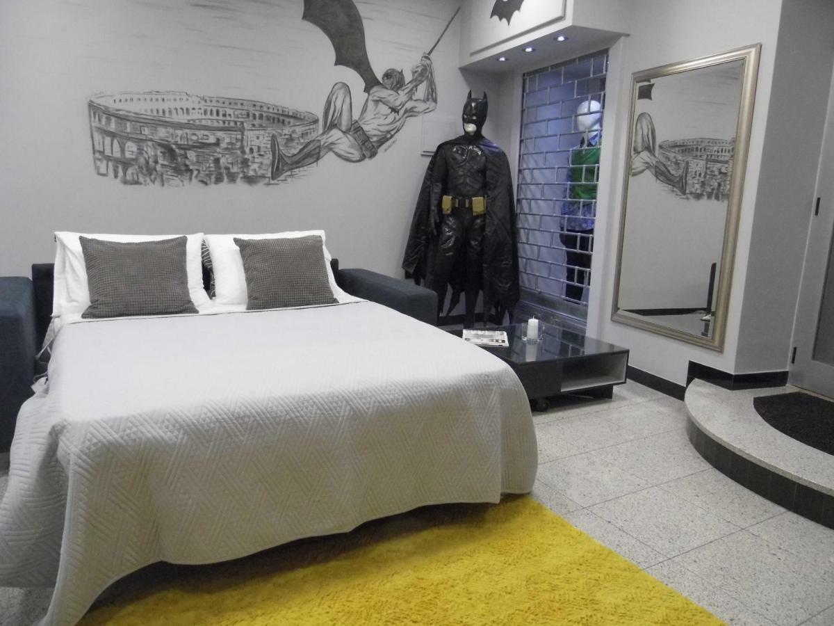 Batcave Apartment Pula Exterior foto